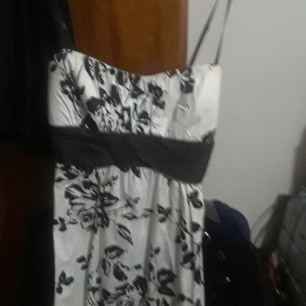 Ruby Rox Summer Dress - Picture 2 of 3